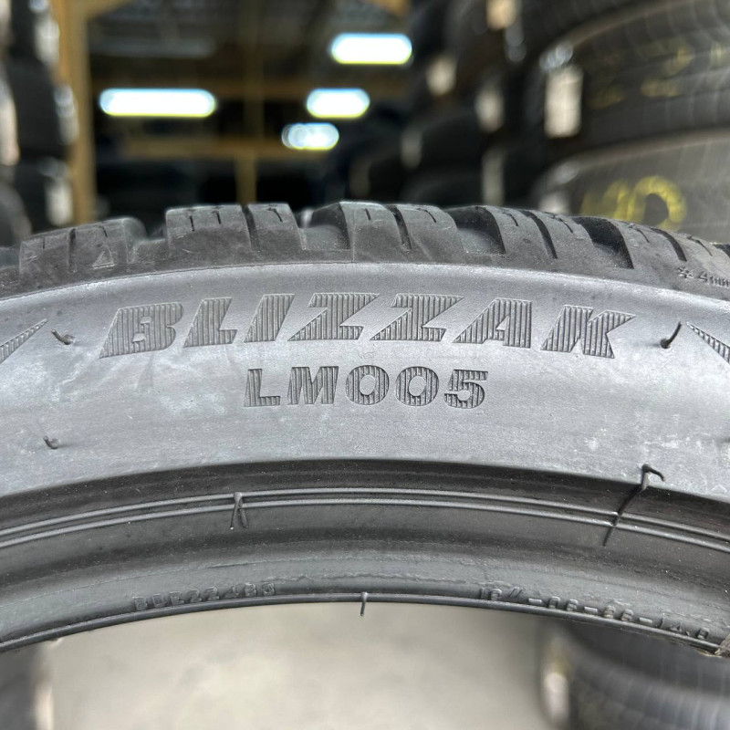225/40 R18 BRIDGESTONE BLIZZAK LM005 6mm