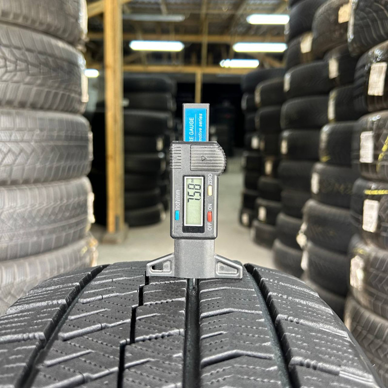 225/40 R18 BRIDGESTONE BLIZZAK VRX2 7mm