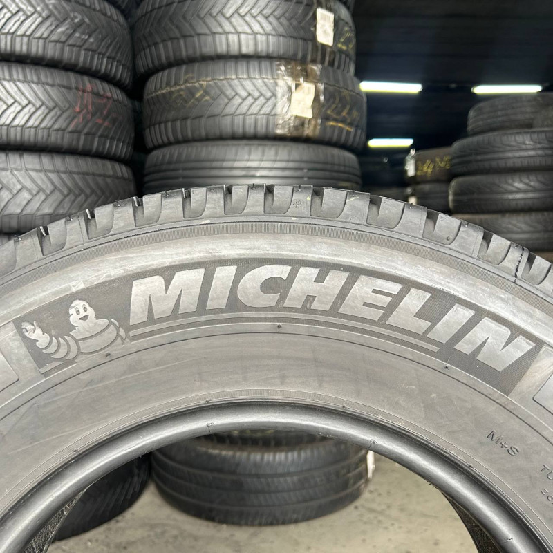 225/75 R16C MICHELIN AGILIS CAMPING 8mm