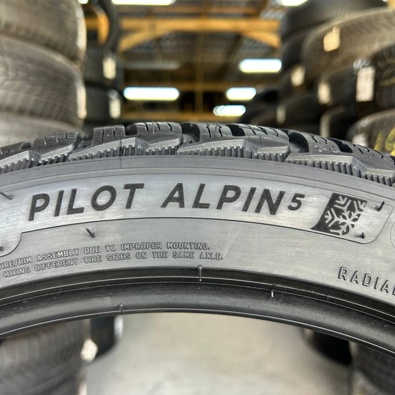 225/40 R18 MICHELIN PILOT ALPIN 5 5mm