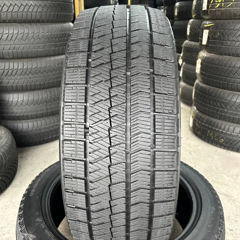 225/45 R18 BRIDGESTONE BLIZZAK VRX2 8mm