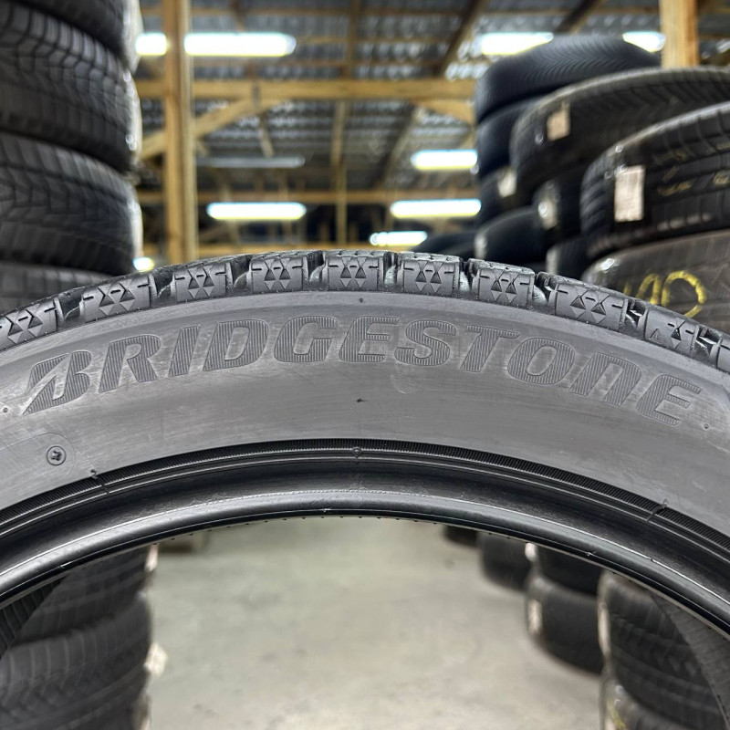225/45 R18 BRIDGESTONE BLIZZAK VRX2 7mm