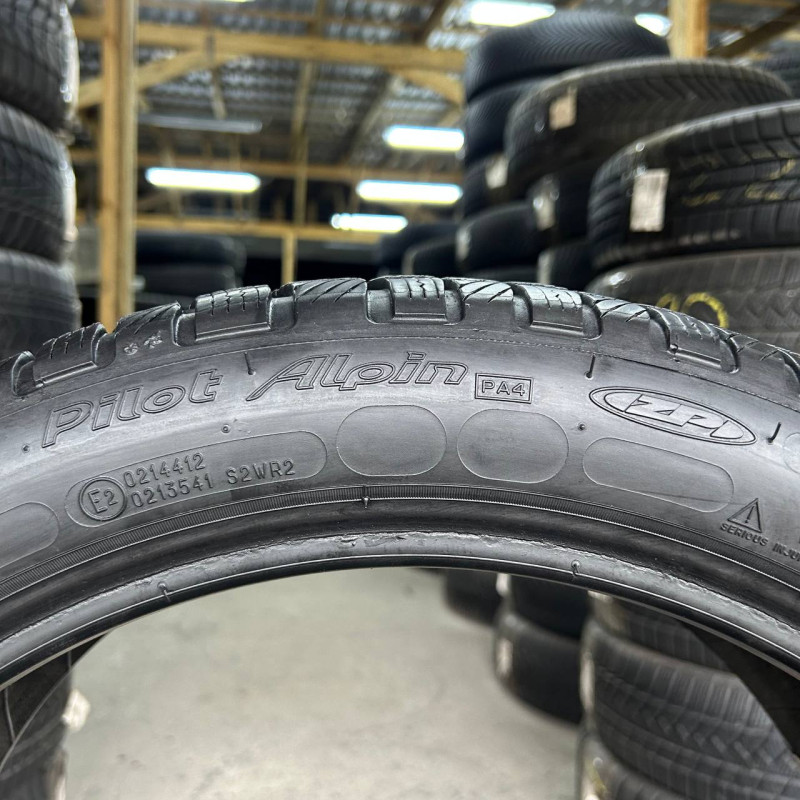 225/45 R18 MICHELIN PILOT ALPIN PA4 RUN FLAT 4mm