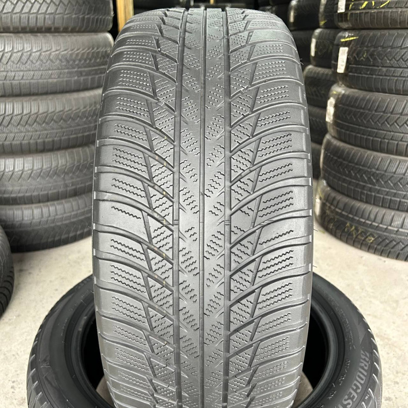 225/45 R18 BRIDGESTONE BLIZZAK LM001 5mm
