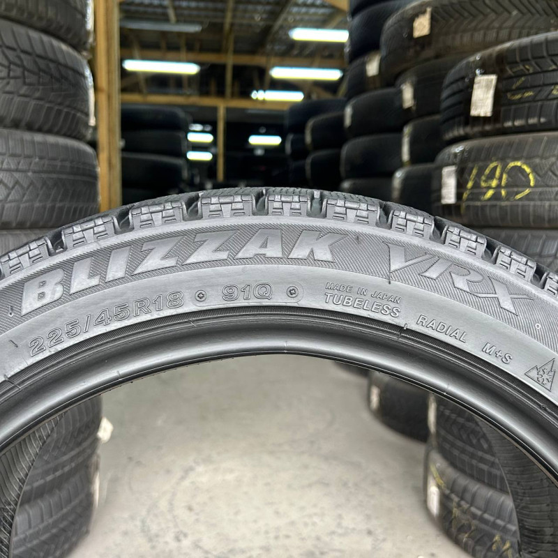225/45 R18 BRIDGESTONE BLIZZAK VRX 7mm