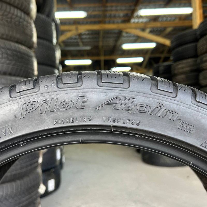 225/40 R18 MICHELIN PILOT ALPIN PA4 6mm