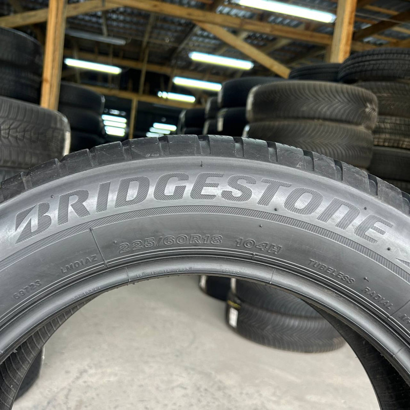 225/60 R18 BRIDGESTONE BLIZZAK LM001 RUN FLAT 6mm