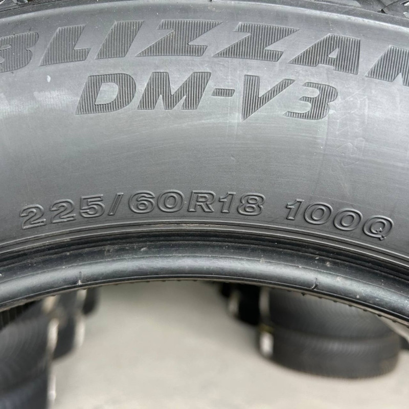 225/60 R18 BRIDGESTONE BLIZZAK DM-V3 8mm