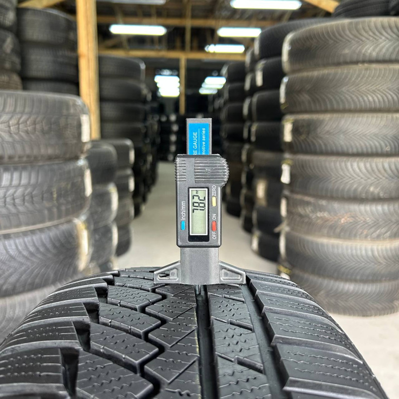 215/50 R18 CONTINENTAL WINTERCONTACT TS850P SUV 7mm