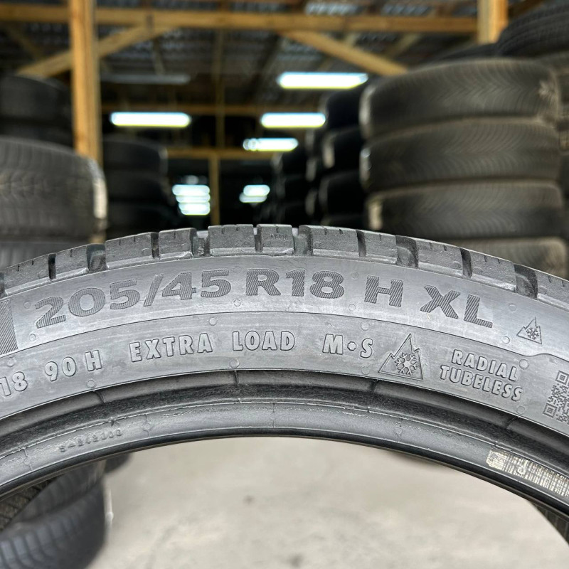 205/45 R18 CONTINENTAL WINTERCONTACT TS860S 6mm