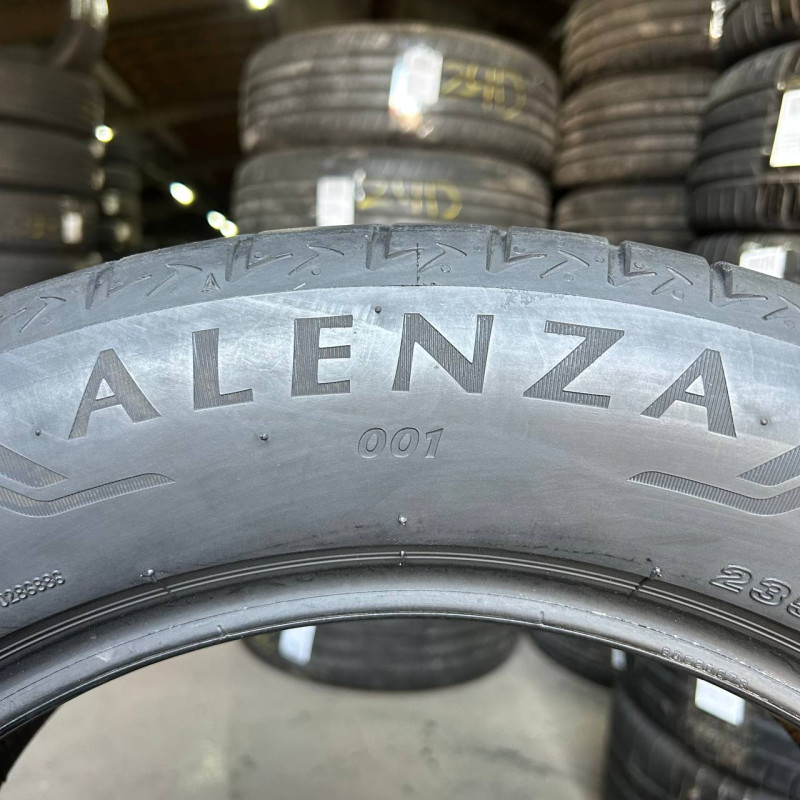 235/55 R18 BRIDGESTONE ALENZA 001 4mm