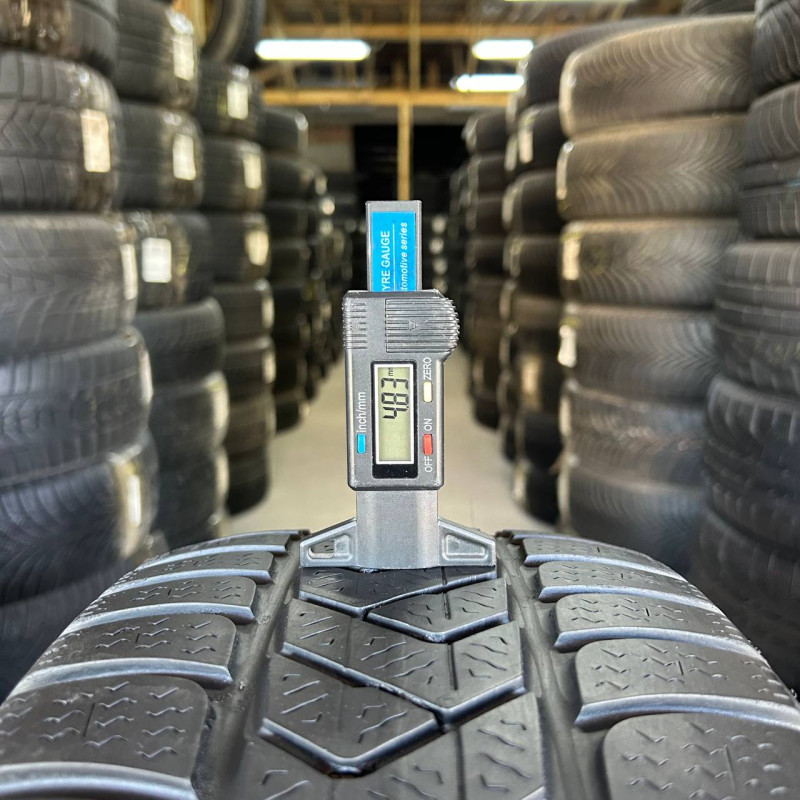 225/50 R18 PIRELLI WINTER SOTTOZERO 3 4mm