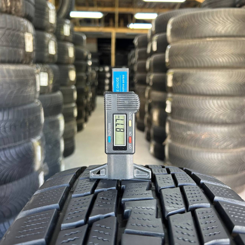 225/55 R18 GOODYEAR ICE NAVI SUV 8mm