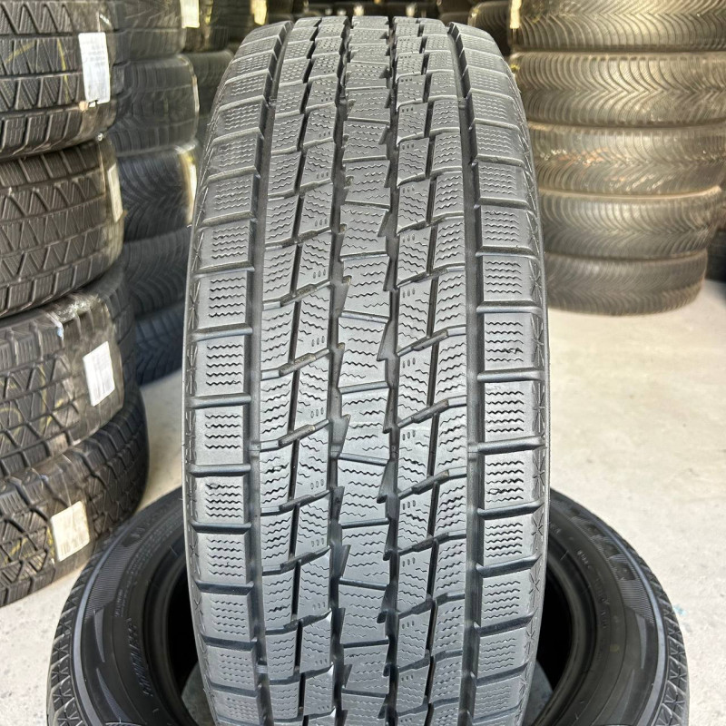 225/55 R18 GOODYEAR ICE NAVI SUV 9mm