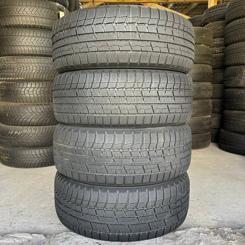 235/55 R18 TOYO WINTER TRANPATH TX 8mm