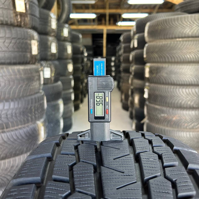 235/55 R18 YOKOHAMA ICE GUARD G075 9mm