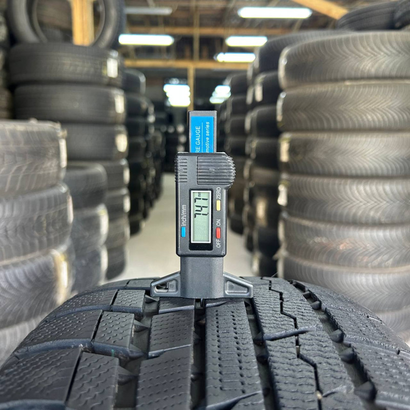 225/55 R18 TOYO WINTER TRANPATH TX 7mm