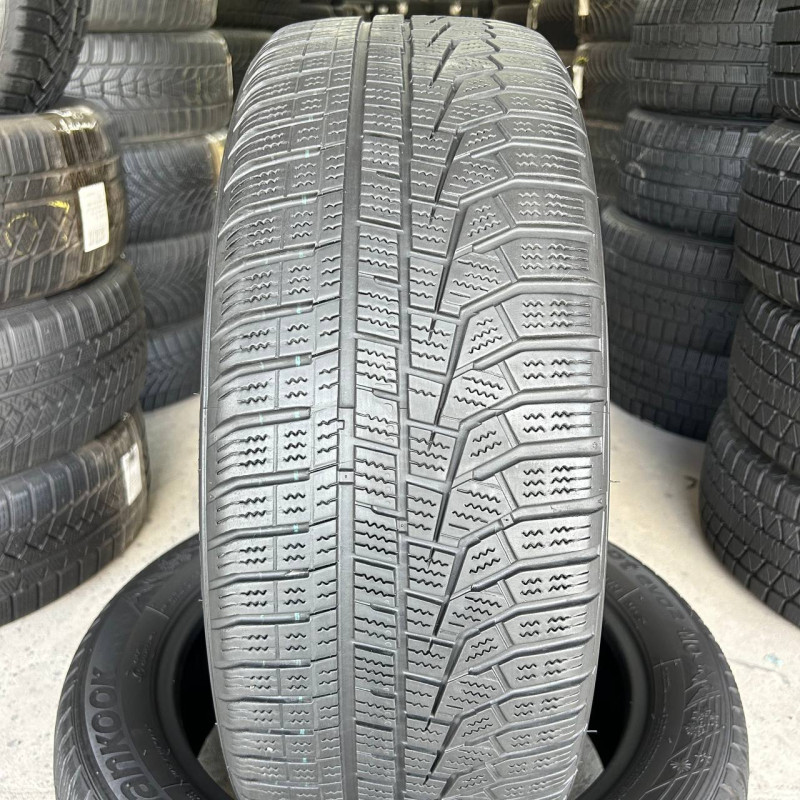 205/55 R17 HANKOOK WINTER I CEPT EVO2 W320 4mm