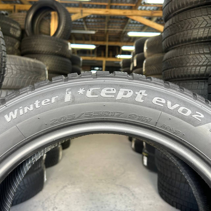 205/55 R17 HANKOOK WINTER I CEPT EVO2 W320 5mm