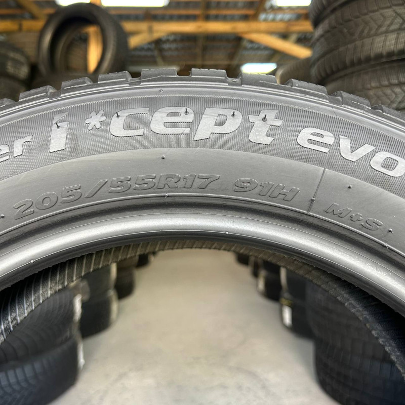 205/55 R17 HANKOOK WINTER I CEPT EVO2 W320 5mm