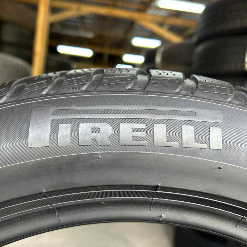 205/55 R17 PIRELLI WINTER SOTTOZERO 3 4mm