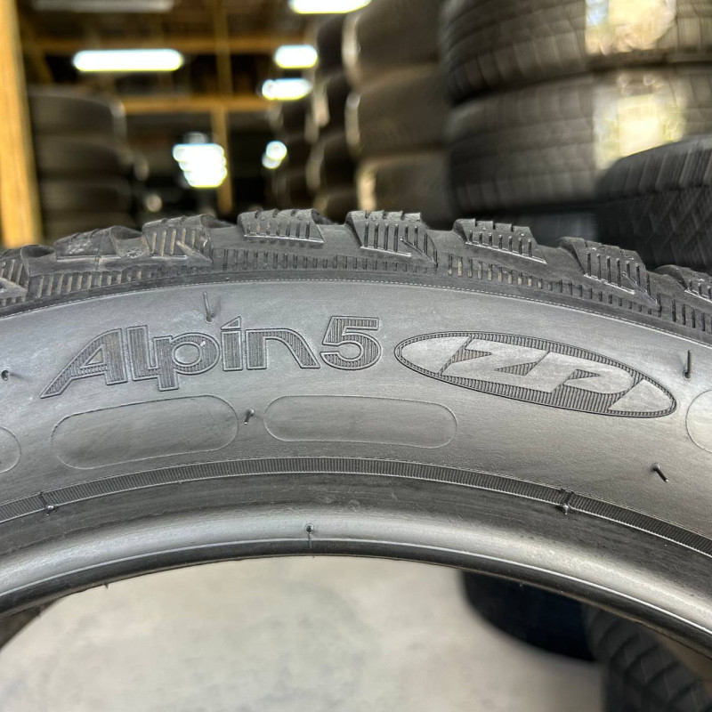 205/50 R17 MICHELIN ALPIN 5 RUN FLAT 6mm