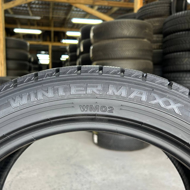 205/50 R17 DUNLOP WINTER MAXX WM02 7mm