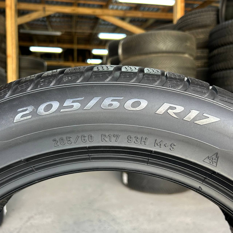 205/60 R17 PIRELLI WINTER SOTTOZERO 3 6mm