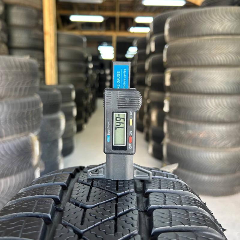 205/60 R17 PIRELLI WINTER SOTTOZERO 3 7mm