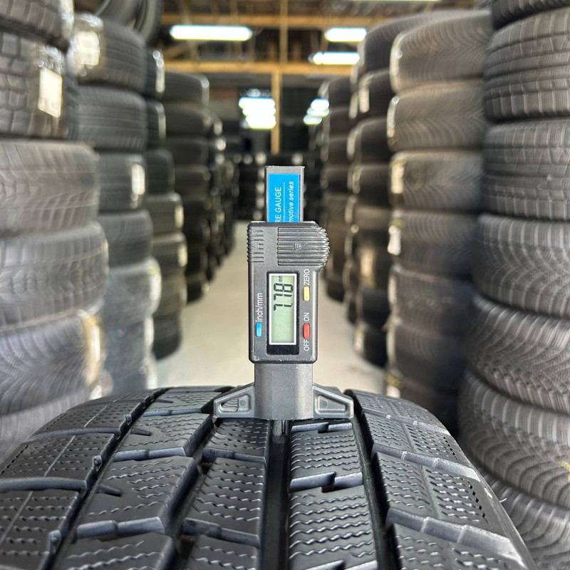 215/50 R17 DUNLOP WINTER MAXX WM01 7mm
