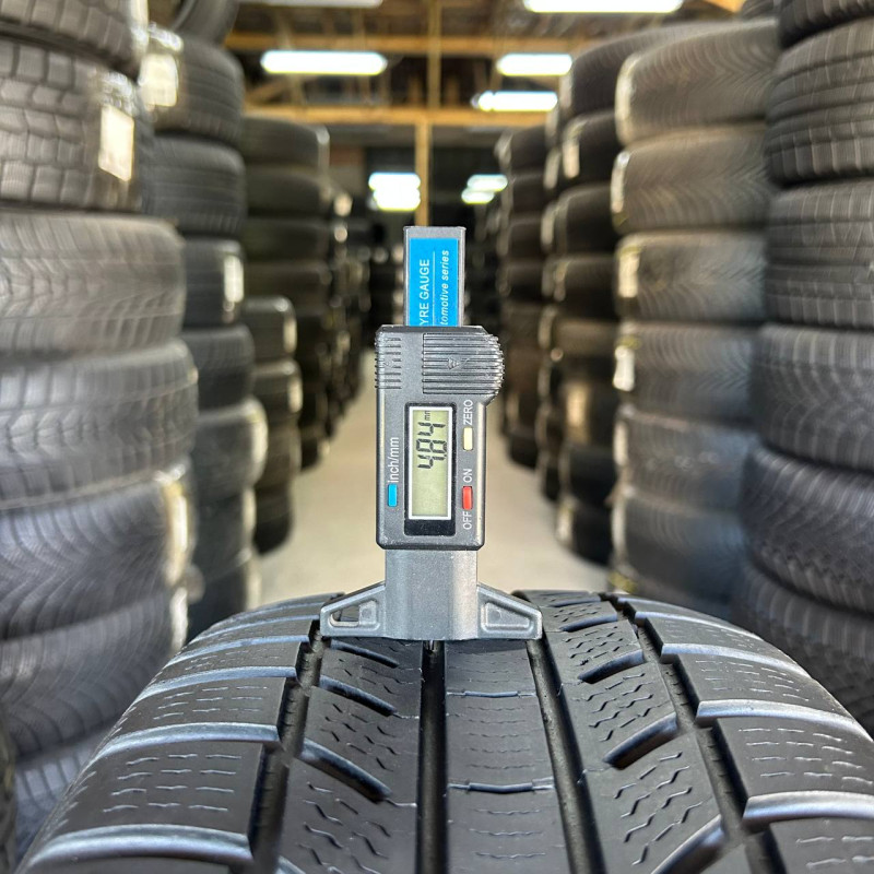 215/55 R17 CONTINENTAL WINTERCONTACT TS870P CONTISEAL 4mm