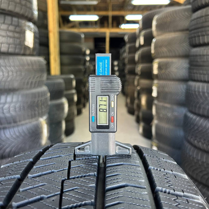 215/50 R17 BRIDGESTONE BLIZZAK VRX2 8mm