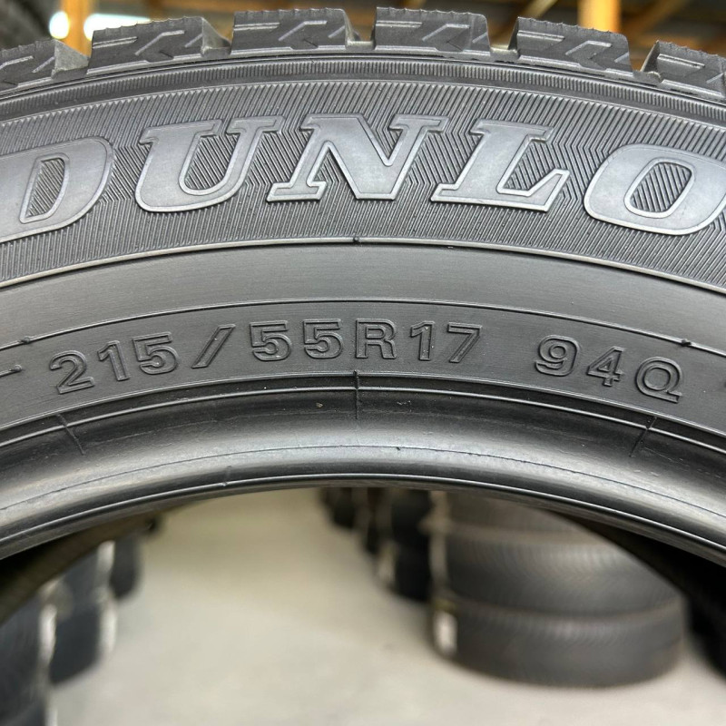 215/55 R17 DUNLOP WINTER MAXX WM02 8mm