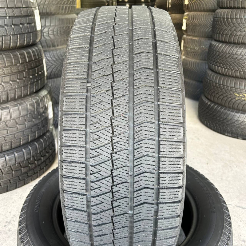 215/55 R17 BRIDGESTONE BLIZZAK VRX2 7mm