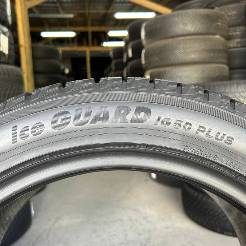 215/50 R17 YOKOHAMA ICE GUARD IG50 PLUS 7mm