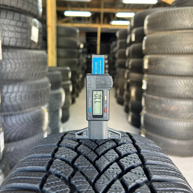 215/60 R17 BRIDGESTONE BLIZZAK LM005 7mm