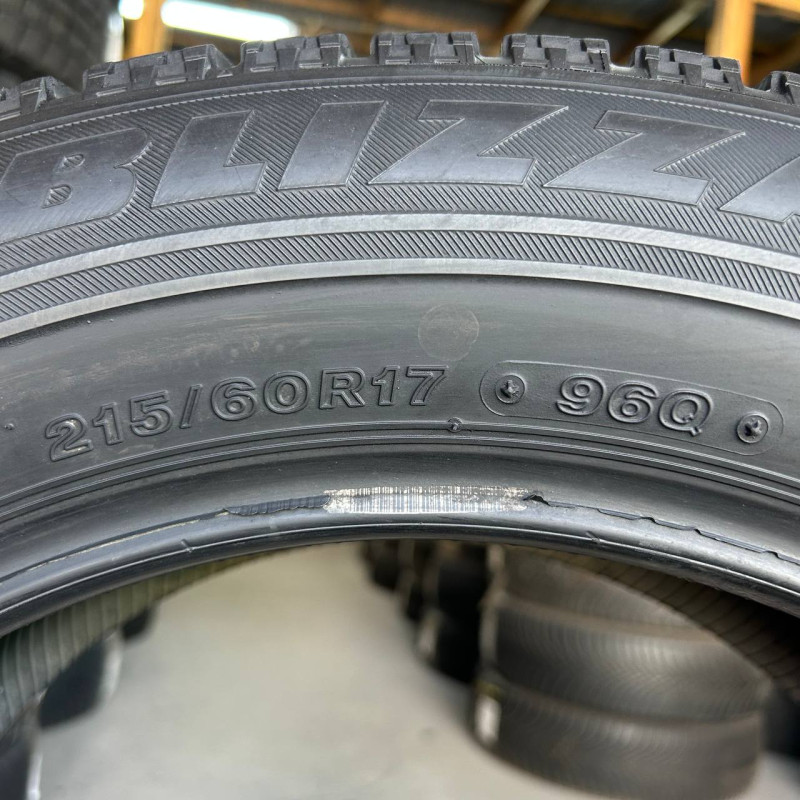 215/60 R17 BRIDGESTONE BLIZZAK VRX 7mm