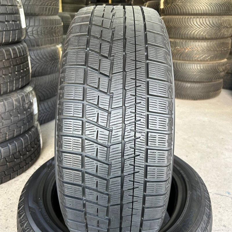 215/50 R17 YOKOHAMA ICE GUARD IG60 8mm