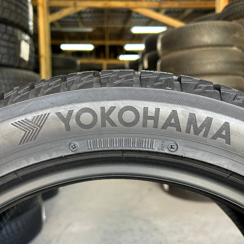 215/50 R17 YOKOHAMA ICE GUARD IG60 8mm