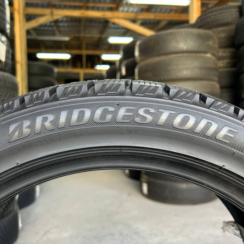 215/45 R17 BRIDGESTONE ICEPARTNER 7mm