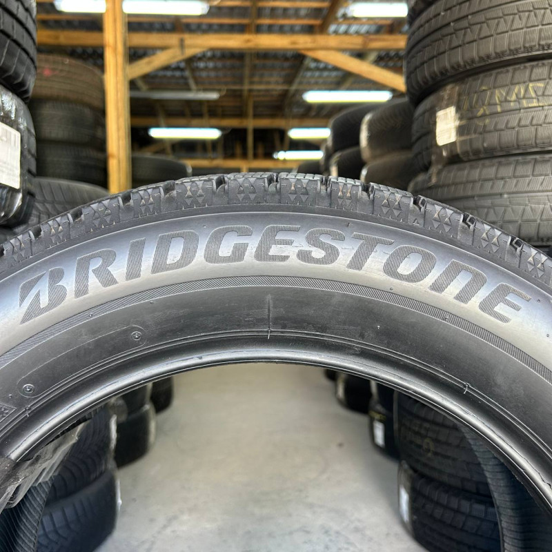 215/60 R17 BRIDGESTONE BLIZZAK VRX2 8mm