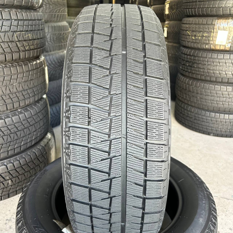 215/60 R17 BRIDGESTONE BLIZZAK REVO GZ 7mm