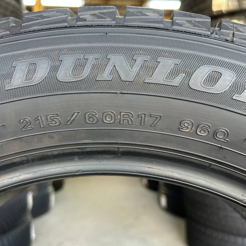 215/60 R17 DUNLOP WINTER MAXX WM01 7mm