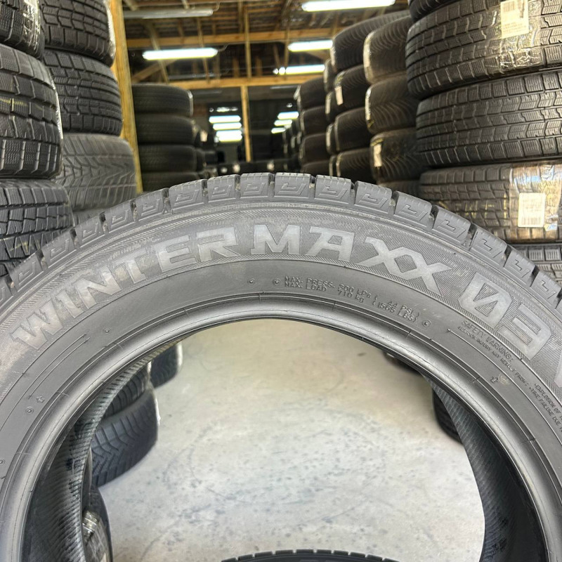 215/60 R17 DUNLOP WINTER MAXX WM03 6mm