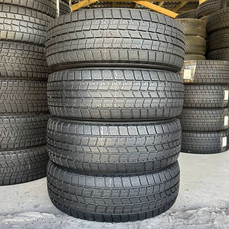 215/60 R17 GOODYEAR ICE NAVI 7 7mm