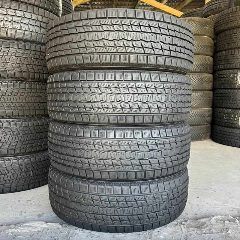 215/60 R17 GOODYEAR ICE NAVI SUV 7mm