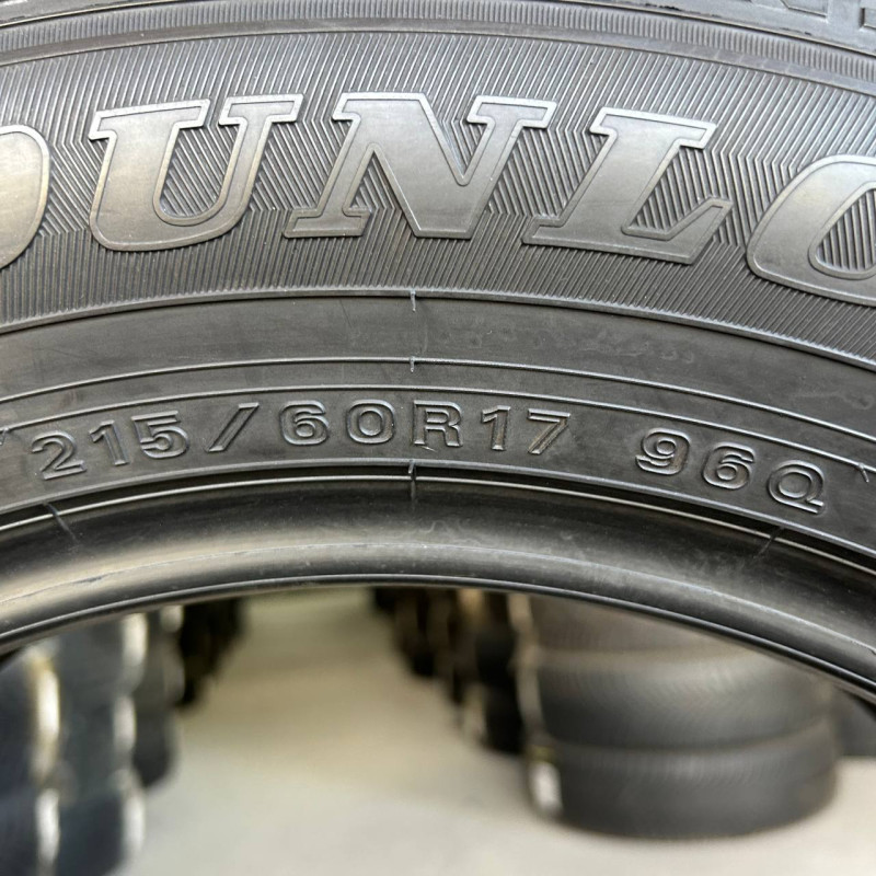 215/60 R17 DUNLOP WINTER MAXX WM02 8mm