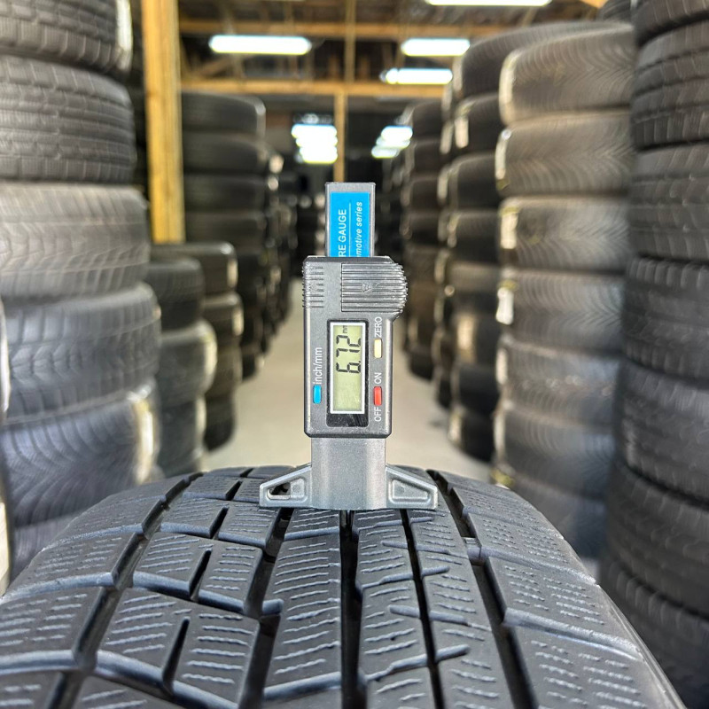 215/60 R17 YOKOHAMA ICE GUARD IG60 6mm