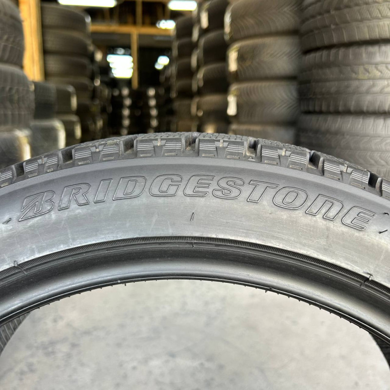 205/45 R17 BRIDGESTONE BLIZZAK VRX 8mm