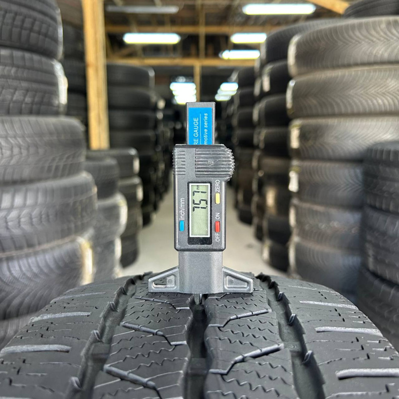 215/60 R17C CONTINENTAL VANCONTACT WINTER 7mm